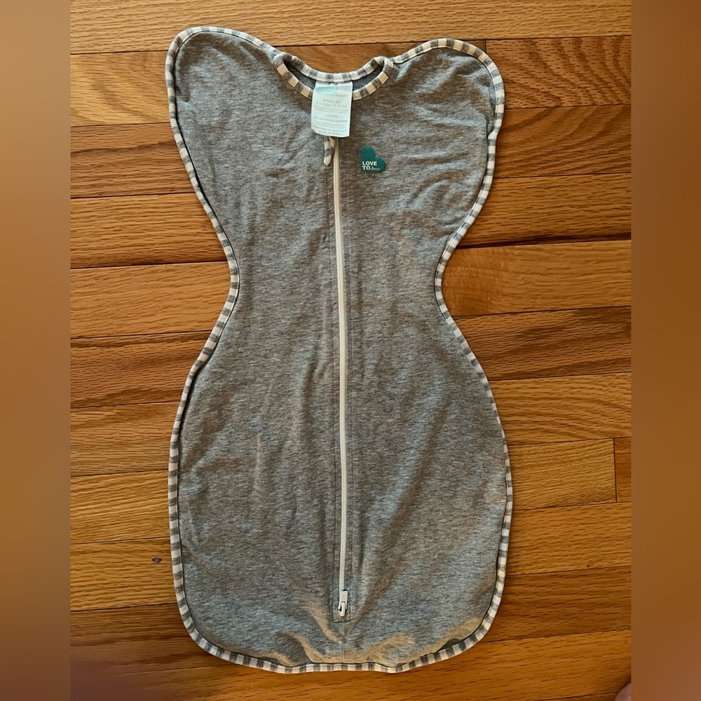 Love to Dream | Small Swaddle